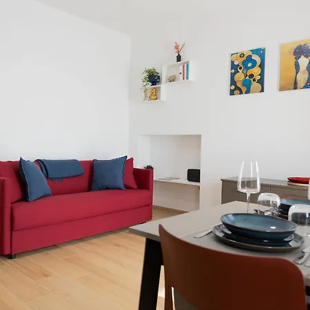 Apartment Vrenozi Piacenza