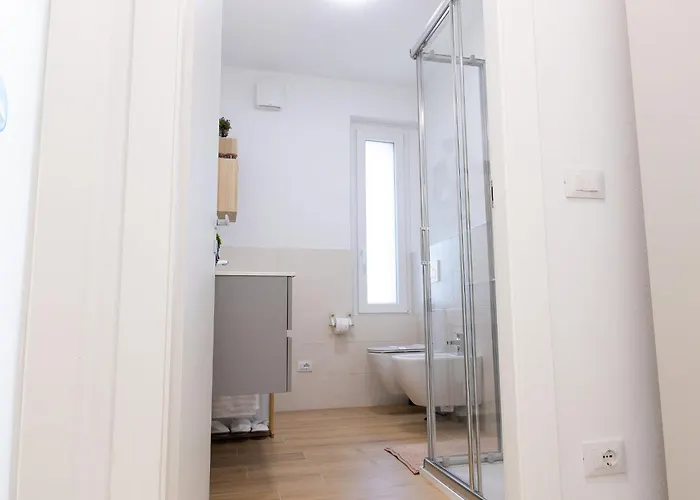 アパート Vrenozi ピアチェンツァ